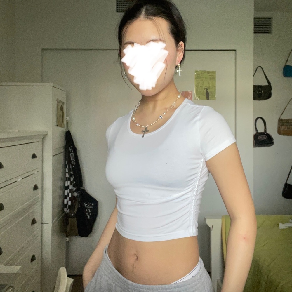 y2k TNA Aritzia cropped white baby tee